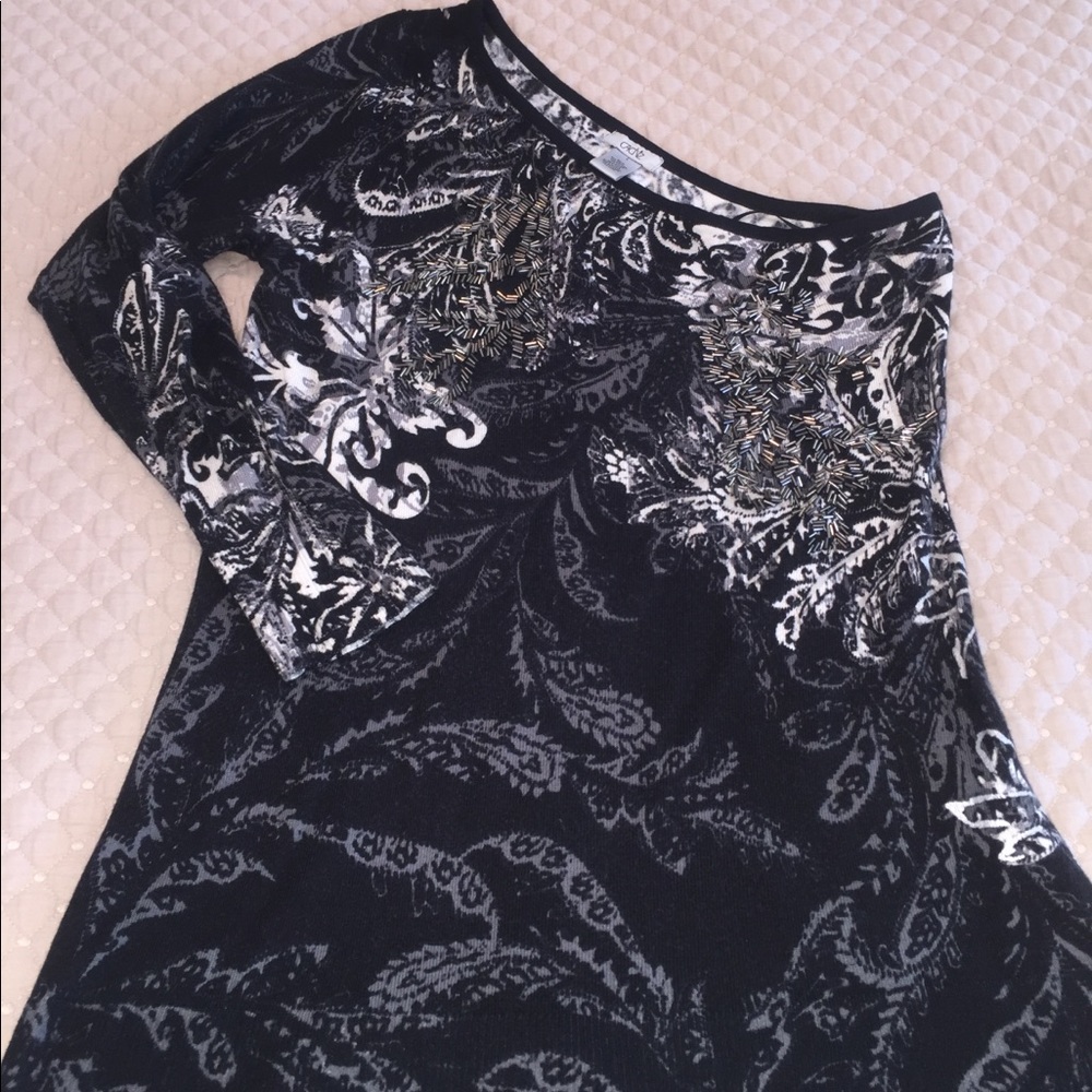 CACHE TOP/ SWEATHER🌹